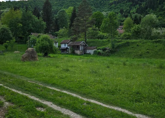 Riverstone Retreat Apartment