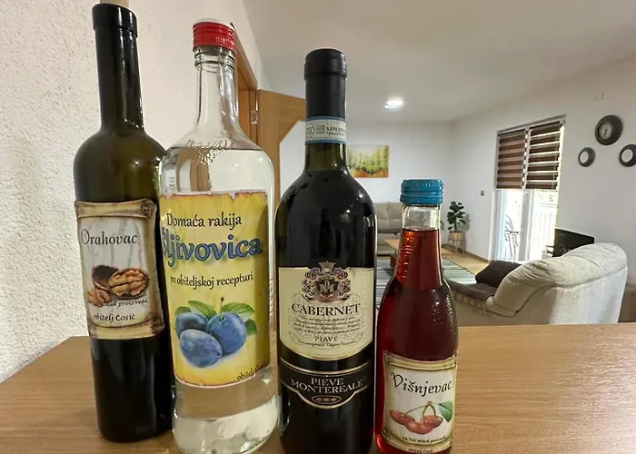 Riverstone Retreat *