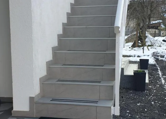 Riverstone Retreat *